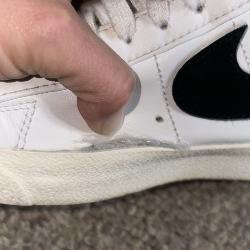 Nike White High-Top Sneakers with Black Swoosh - Picture 4 of 7